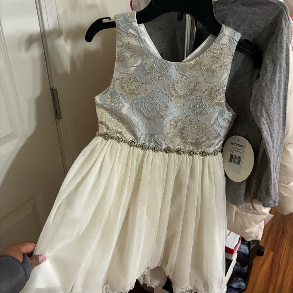 Brand New Girls dress
